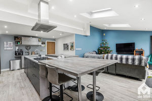 Photo 19- click for photo gallery